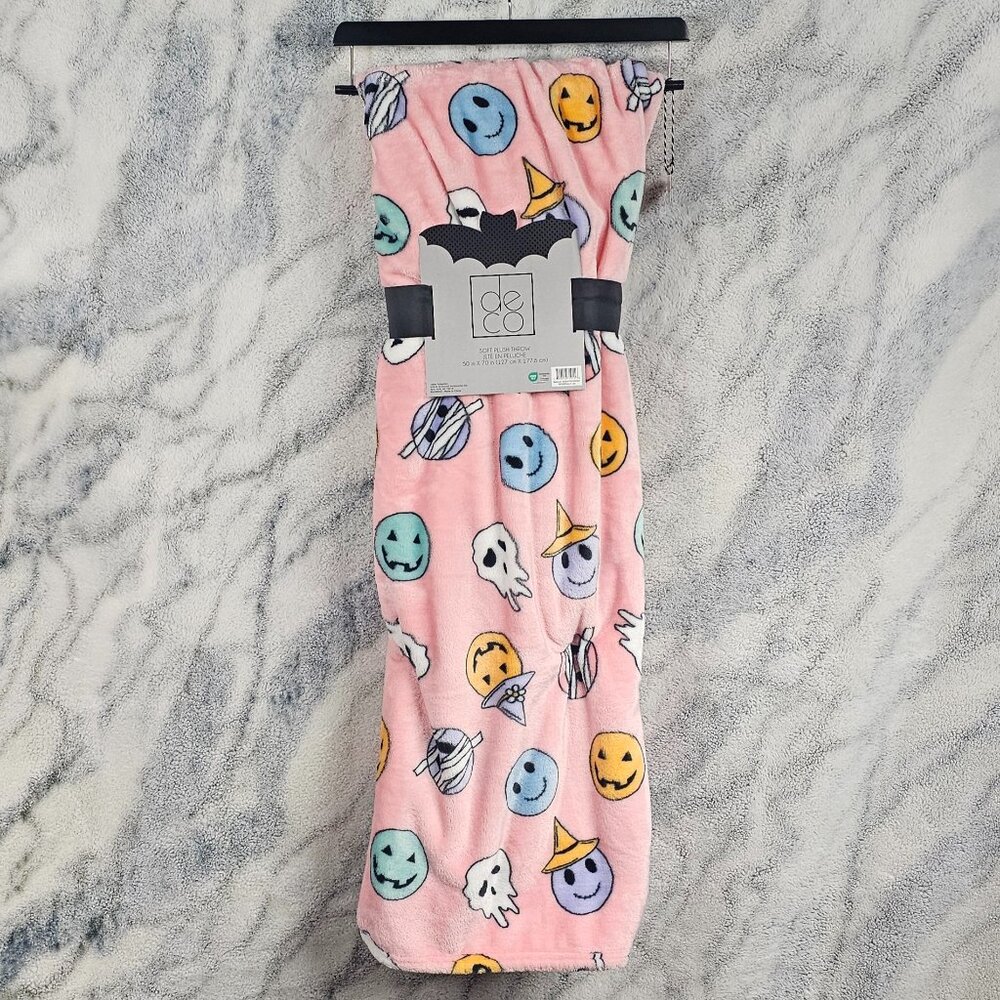 TJ Maxx Pink Halloween Soft Plush Throw Blanket 50 x 70 Spooky Ghost Pumpkin